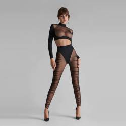 Veil / Lace / Fishnet